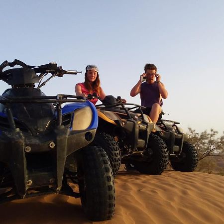 מלון El Gouera Chegaga Nomad Camp מראה חיצוני תמונה