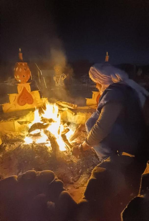 מלון El Gouera Chegaga Nomad Camp מראה חיצוני תמונה