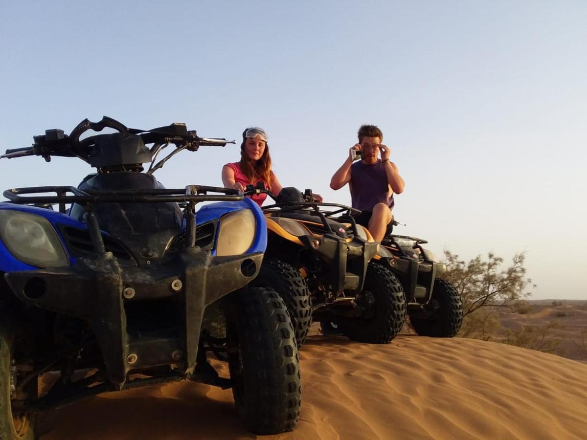 מלון El Gouera Chegaga Nomad Camp מראה חיצוני תמונה
