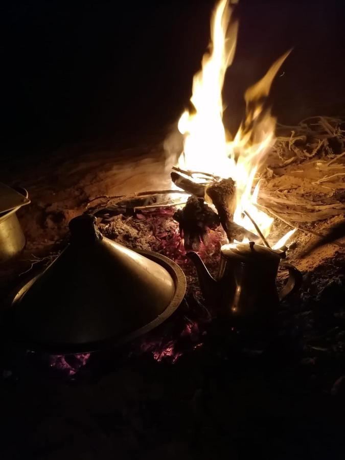 מלון El Gouera Chegaga Nomad Camp מראה חיצוני תמונה